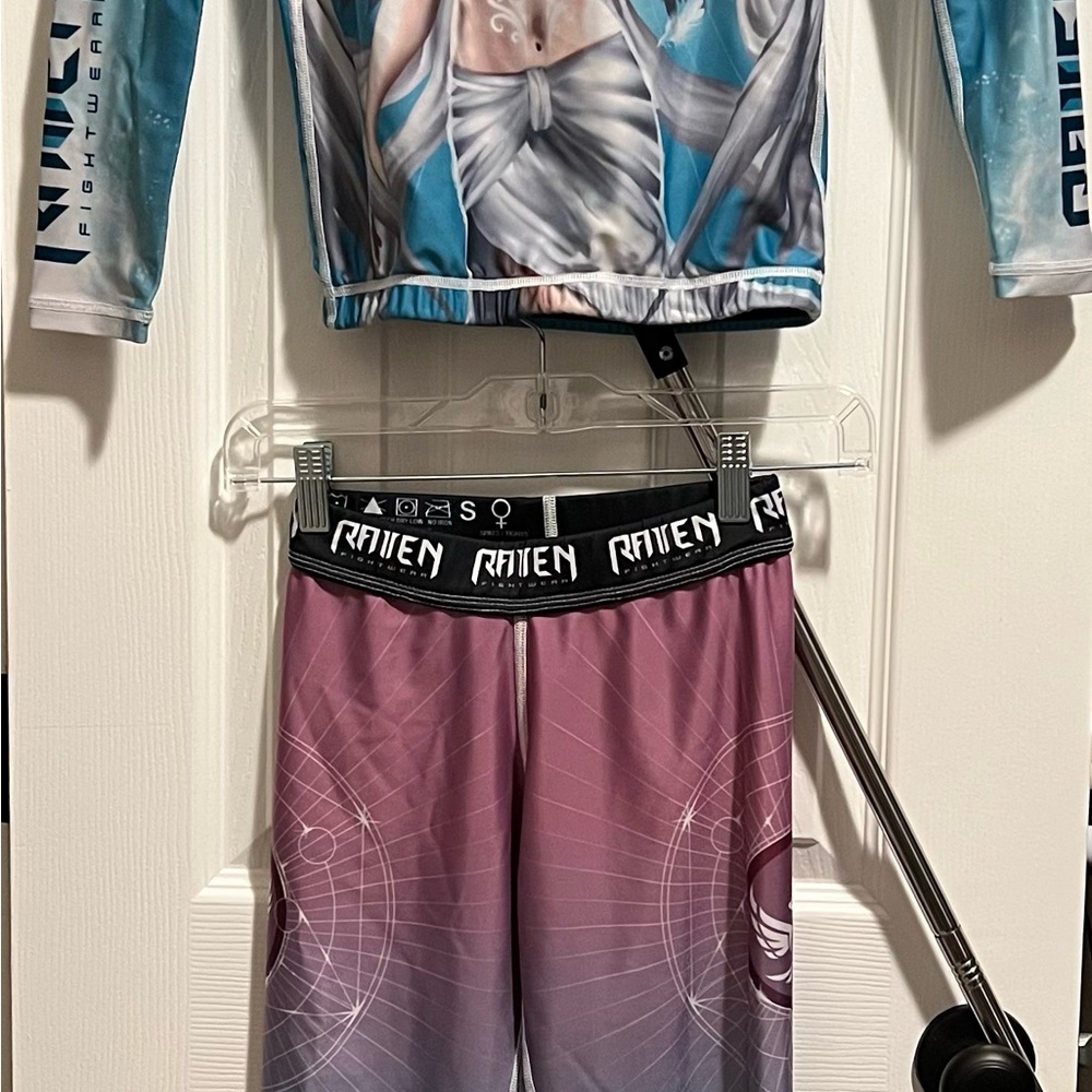 Raven Fightwear Graphic Rash Guard and Spats Set